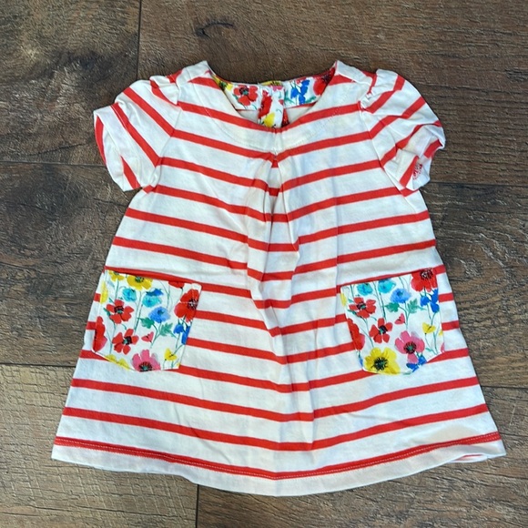 Baby Gap dress - Picture 3 of 7